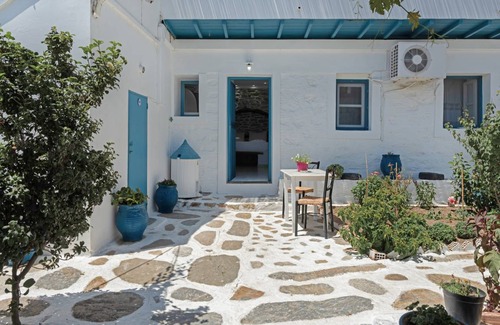 Amorgos Town Apartment | 30 m² Studio flat ∙ 1 bedroom ∙ 4 guests