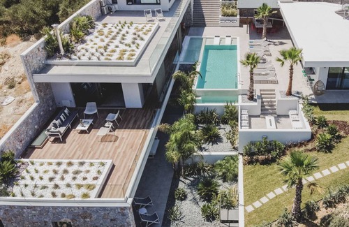 Kounoupitsa Villa | 300 m² Villa ∙ 6 bedrooms ∙ 14 guests