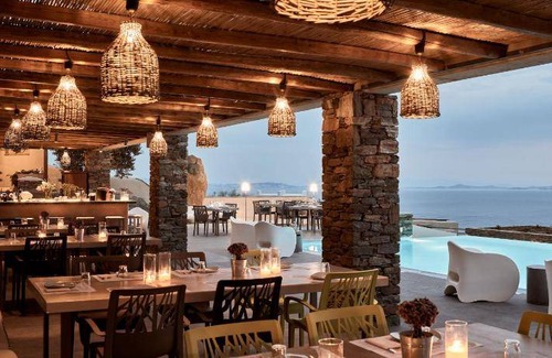 Agios Fokas Resort | 330 m² Resort ∙ 7 bedrooms ∙ 127 guests