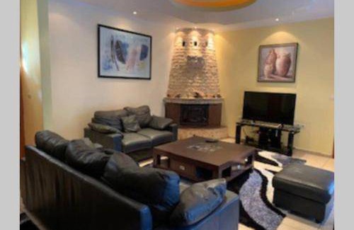 Pigi Villa | 340 m² Villa ∙ 8 bedrooms ∙ 14 guests