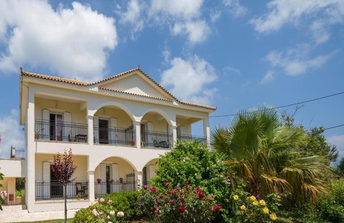 Porto Koukla House | 4 rooms