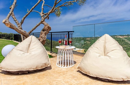 Gerani Villa | 400 m² Villa ∙ 11 bedrooms ∙ 25 guests