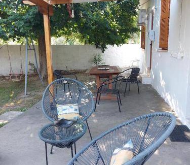 Lesvos House | 45 m² House ∙ 2 bedrooms ∙ 4 guests