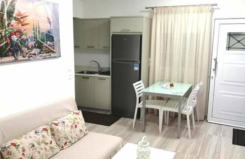 Pefki Villa | 50 m² Villa ∙ 1 bedroom ∙ 4 guests