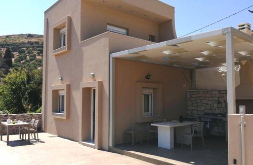 Pefki Villa | 50 m² Villa ∙ 1 bedroom ∙ 4 guests