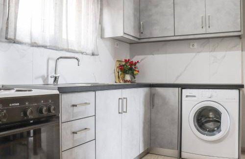 Paralia Porovitsis Apartment | 55 m² Apartment ∙ 1 bedroom ∙ 6 guests
