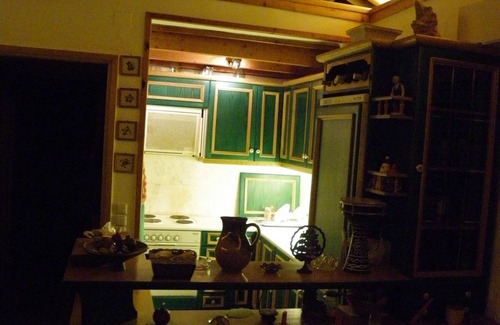 Iria Villa | 5m from the sea, family friendly, large garden with trees.