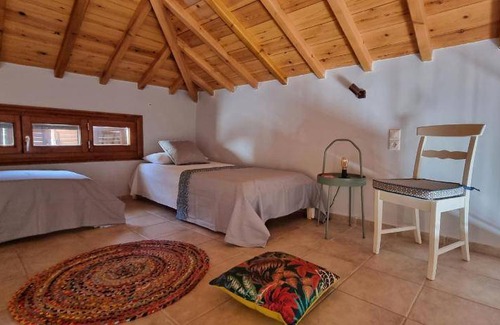 Skopelos Apartment | 60 m² Apartment ∙ 2 bedrooms ∙ 6 guests