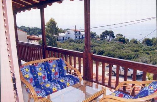 Votsi Apartment | 60 m² Apartment ∙ 3 bedrooms ∙ 6 guests