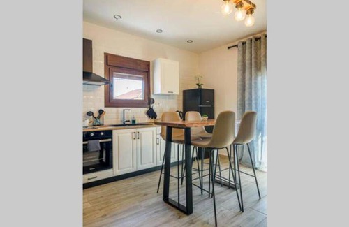 Argalasti Apartment | 63 m² Apartment ∙ 2 bedrooms ∙ 4 guests