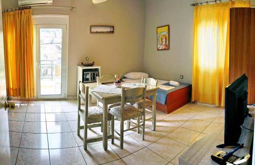 Mytilene Apartment | 65 m² Apartment ∙ 2 bedrooms ∙ 4 guests