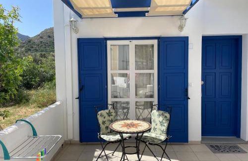 Tilos House | 65 m² House ∙ 3 guests