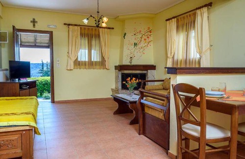 Xinovrisi House | 65 m² House ∙ 5 guests
