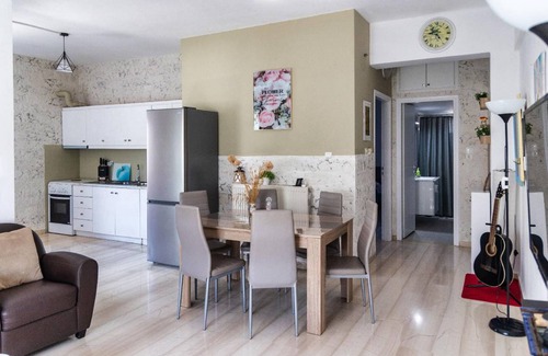 Vizari House | 67 m² House ∙ 2 bedrooms ∙ 5 guests