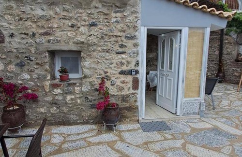 East Mani House | 70 m² House ∙ 2 bedrooms ∙ 5 guests