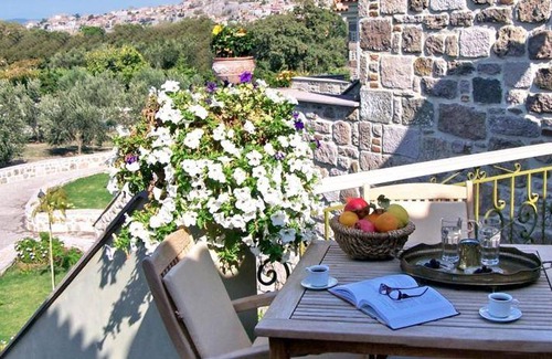Mithimna Apartment | 70 m² Serviced apartment ∙ 5 guests