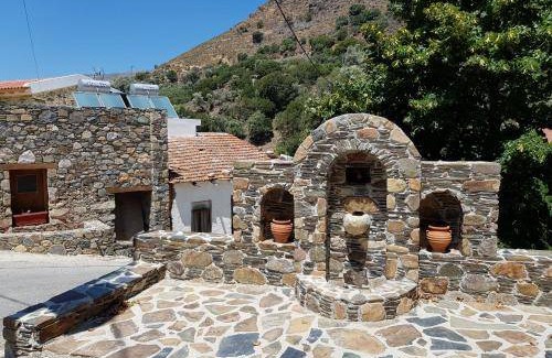 Perivolia House | 74 m² House ∙ 2 bedrooms ∙ 4 guests