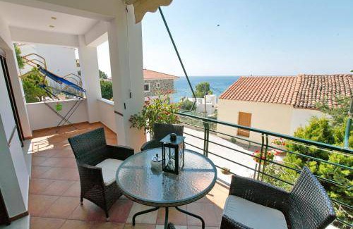 Plomari Apartment | 75 m² Apartment ∙ 2 bedrooms ∙ 8 guests