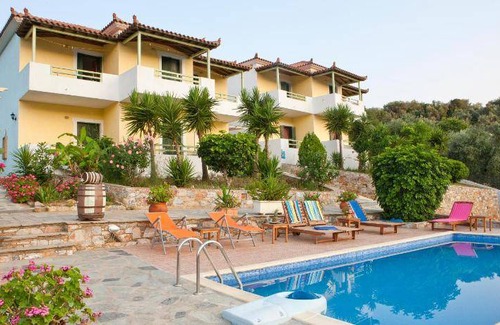 Skopelos Apartment | 75 m² Apartment ∙ 2 bedrooms ∙ 5 guests