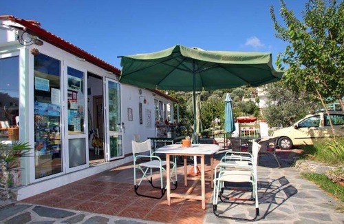 Skopelos Apartment | 75 m² Apartment ∙ 2 bedrooms ∙ 5 guests