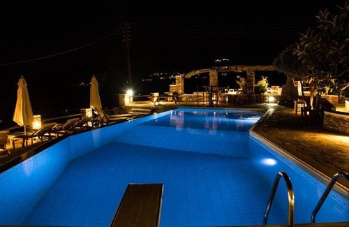 Sifnos Apartment | 75 m² Serviced apartment ∙ 2 bedrooms ∙ 4 guests