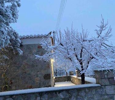 Ermionida House | 77 m² House ∙ 3 bedrooms ∙ 5 guests