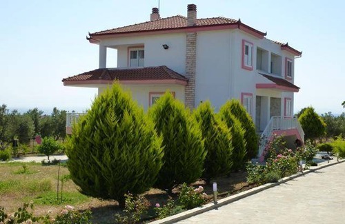 Thermaikos House | 79 m² House ∙ 2 bedrooms ∙ 4 guests