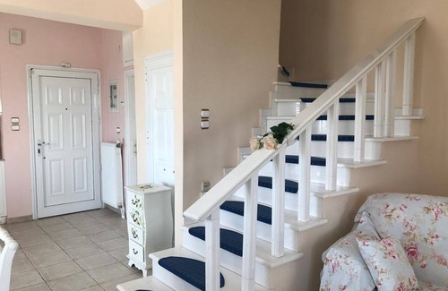 Thermaikos House | 79 m² House ∙ 2 bedrooms ∙ 4 guests