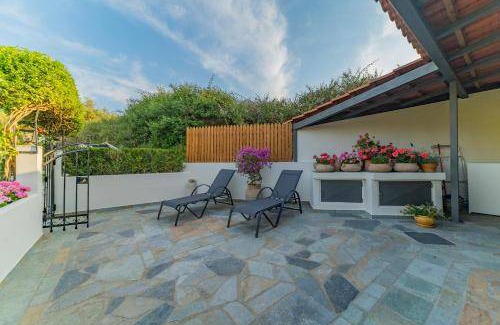 Embrosneros House | 82 m² House ∙ 1 bedroom ∙ 5 guests