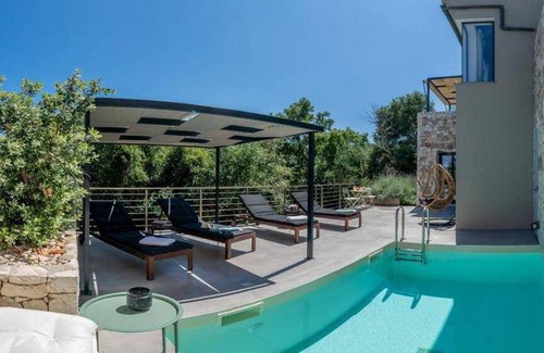 Chalikeri Villa | 85 m² Villa ∙ 2 bedrooms ∙ 4 guests