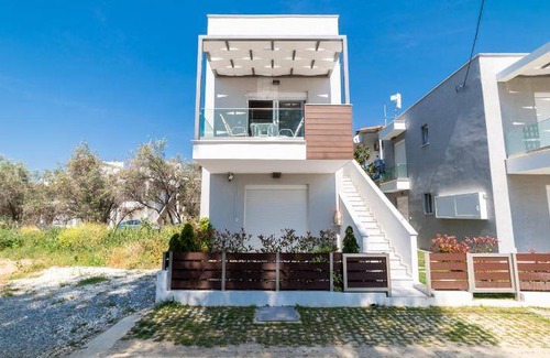 Ofrinion Apartment | 90 m² Apartment ∙ 3 bedrooms ∙ 8 guests