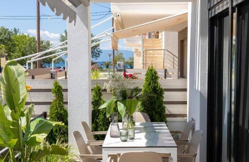 Ofrinion Apartment | 90 m² Apartment ∙ 3 bedrooms ∙ 8 guests