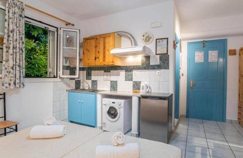 Paros Apartment | 90 m² Apartment ∙ 3 bedrooms ∙ 127 guests