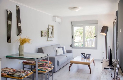 Tragilos House | 90 m² House ∙ 2 bedrooms ∙ 8 guests