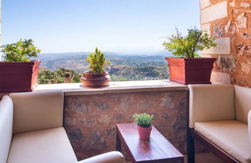 Samonas House | 90 m² House ∙ 2 bedrooms ∙ 4 guests