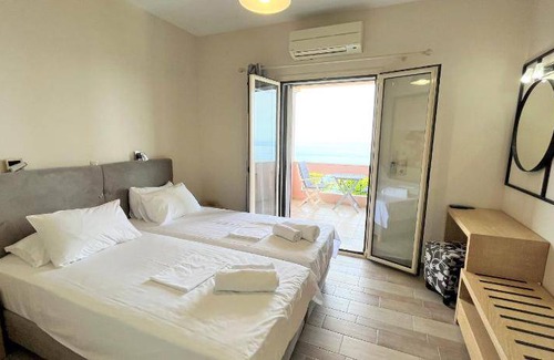 Lefkas Villa | 90 m² Villa ∙ 2 bedrooms ∙ 6 guests