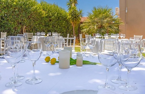 Ialyssos Villa | 900 m² Villa ∙ 9 bedrooms ∙ 20 guests