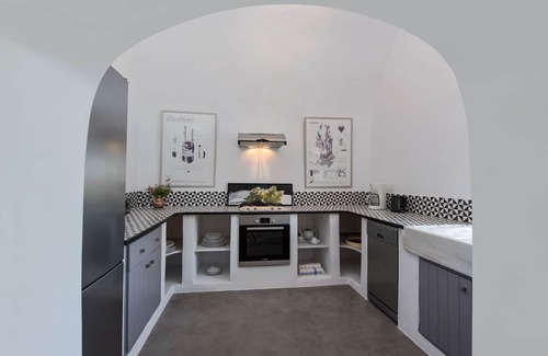 Oia House | Aerie beautiful house, heart of Oia's traditional settlement, Caldera view