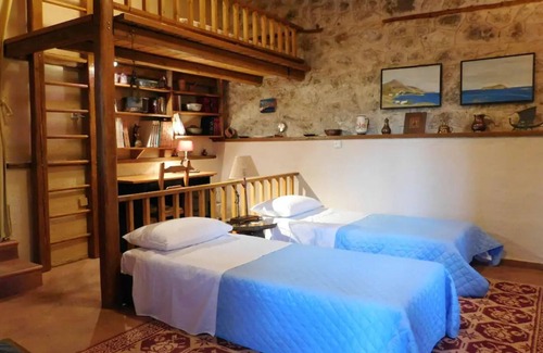 Lilaia House | Agoriani Art Suite - 4 seasons' natural living