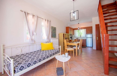 Xirokastello Apartment | Alavastros maisonettes