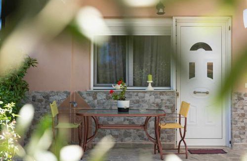 Paliouri Apartment | Alexandra's garden