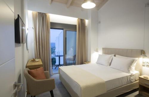 Apolpaina Villa | Aloft Luxury Villas Lefkada - Heated pool