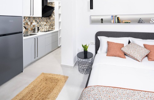 Irakleio Apartment | Ando's Cozy Studio Apartment