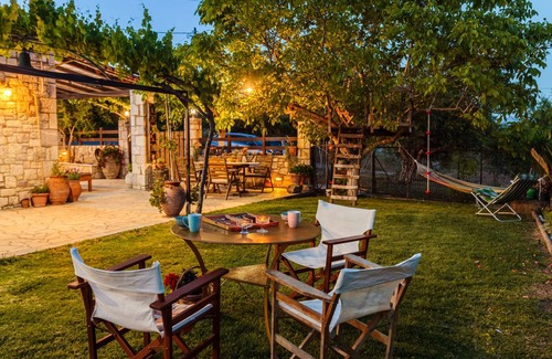 Messini Apartment | Apartment ∙ 1 bedroom ∙ 4 guests