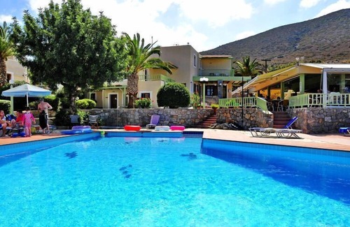 Koutouloufari Apartment | Apartment in a resort in Koutoloufari with parking space
