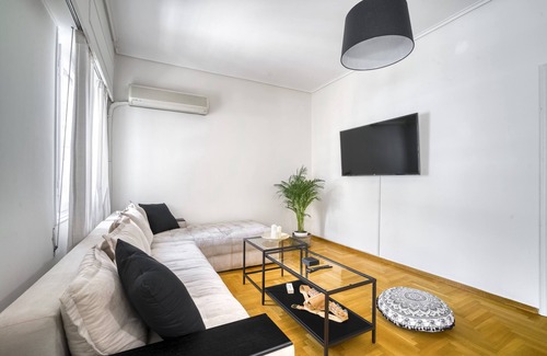 Ano Kipseli Apartment | Aphrodite 3 Bedroom Central Apartment