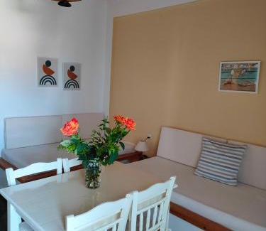 Kalamos Apartment | Armonia & Anemos Family Apartments