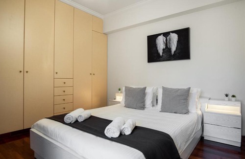 Vari-Voula-Vouliagmeni Villa | Athenian Grand Riviera Villa