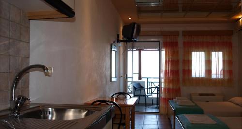 Kallithea Apartment | Big Blue Studios