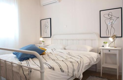 Vouliagmeni Apartment | Breeze One Bedroom Apartment by BluPine